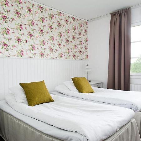 Gaestisbacken Hotel Alfta Екстериор снимка