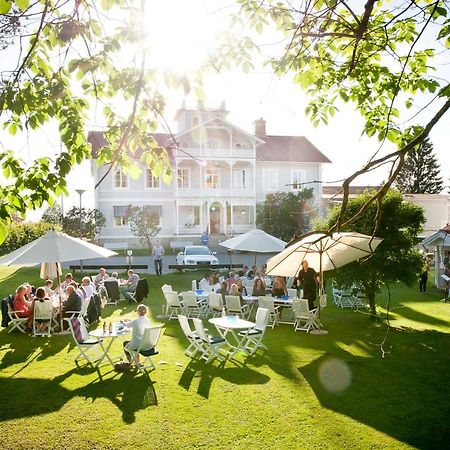 Gaestisbacken Hotel Alfta Екстериор снимка