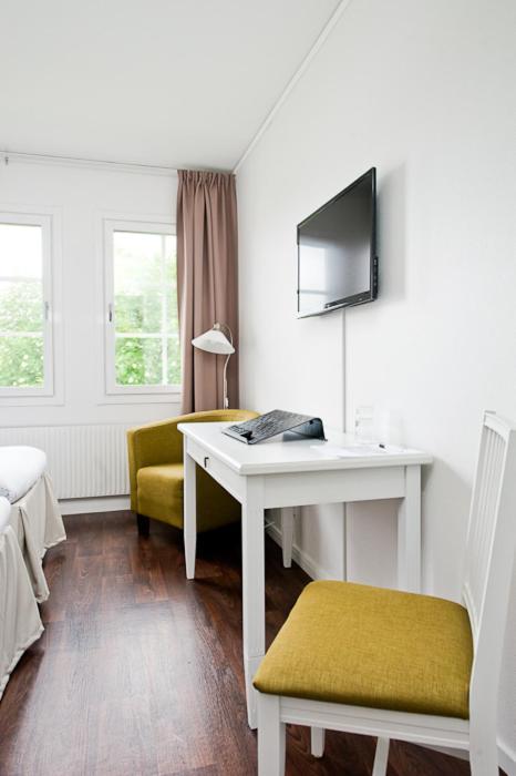 Gaestisbacken Hotel Alfta Екстериор снимка